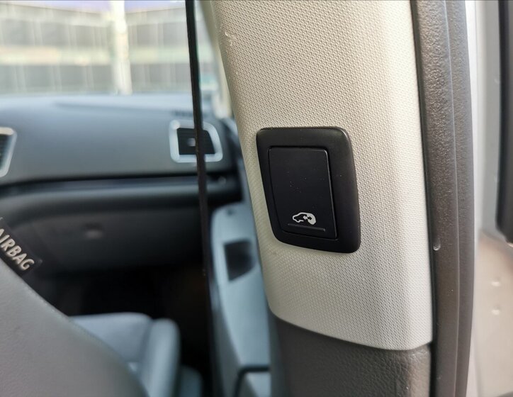 Volkswagen Sharan MPV 2,0 l 110 kw