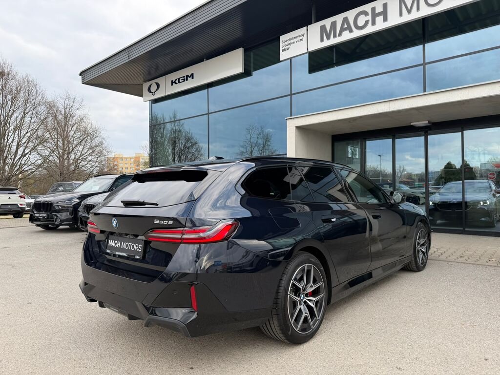 BMW Řada 5 Kombi 3,0 l 360 kw