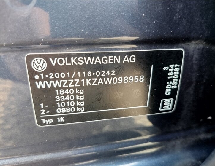Volkswagen Golf 44