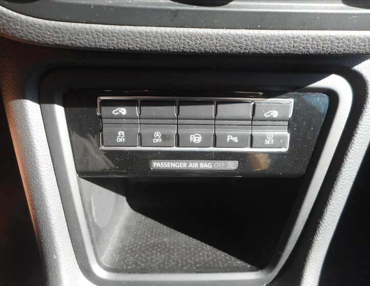 Volkswagen Sharan Kombi 2,0 l 110 kw