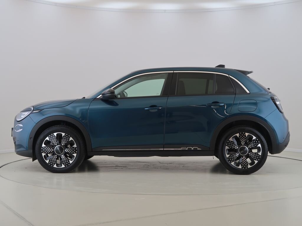 Fiat 600 SUV / Terénní 1,2 l 100 kw