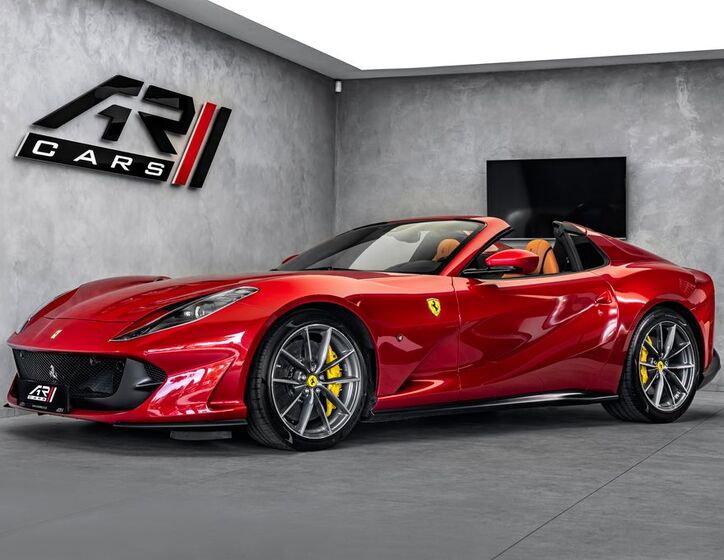 Ferrari 812 1