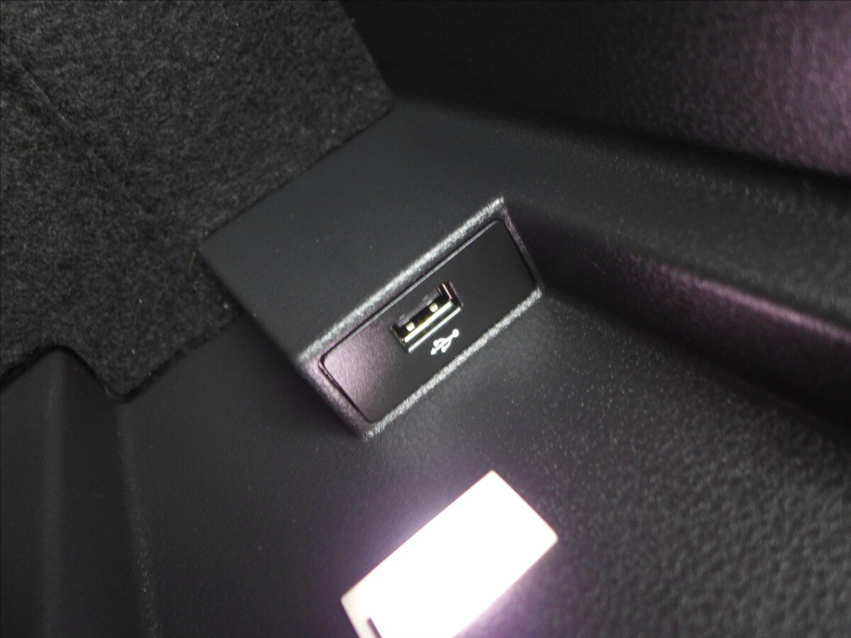 Škoda Superb Kombi 2,0 l 110 kw