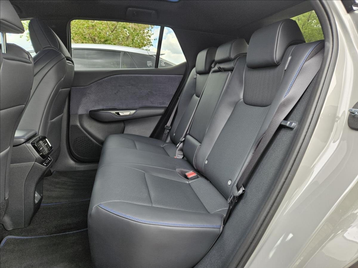 Lexus RZ 450e Kombi 0,0 301 kw