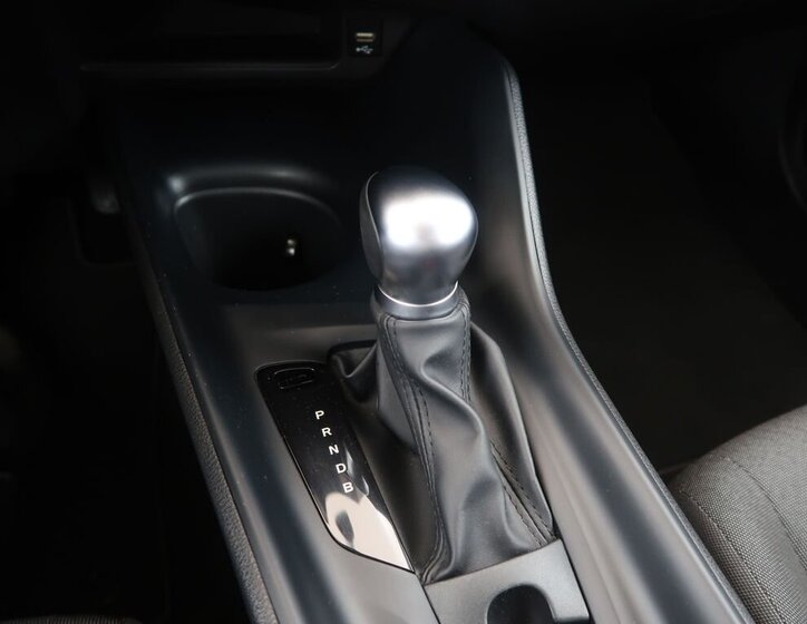 Toyota C-HR SUV / Terénní 1,8 l 72 kw