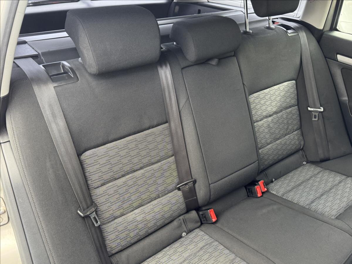 Škoda Octavia Kombi 1,6 l 77 kw