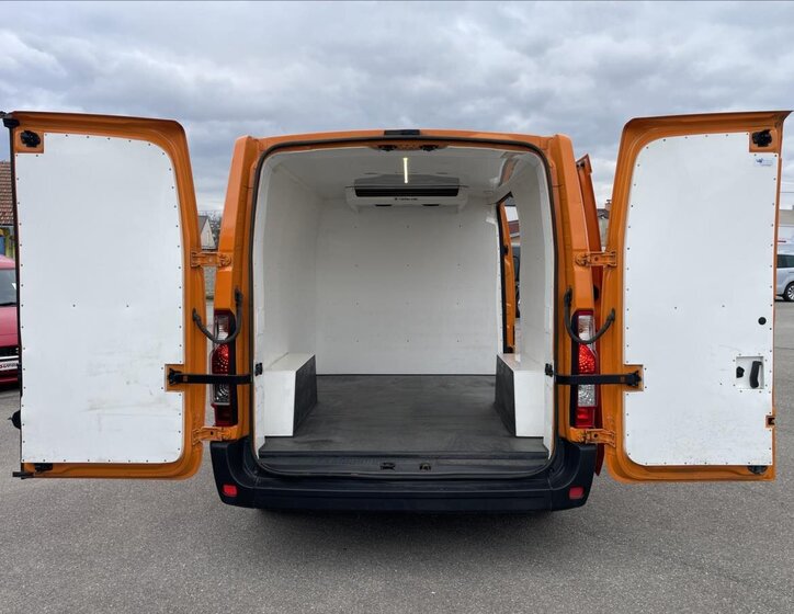 Renault Master 8