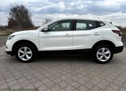 Nissan Qashqai SUV / Terénní 1,3 l 103 kw