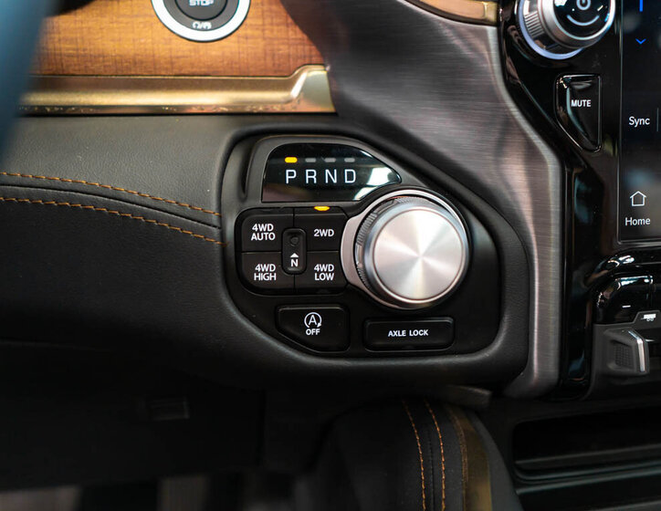 Dodge RAM Pick-up 5,7 l 291 kw