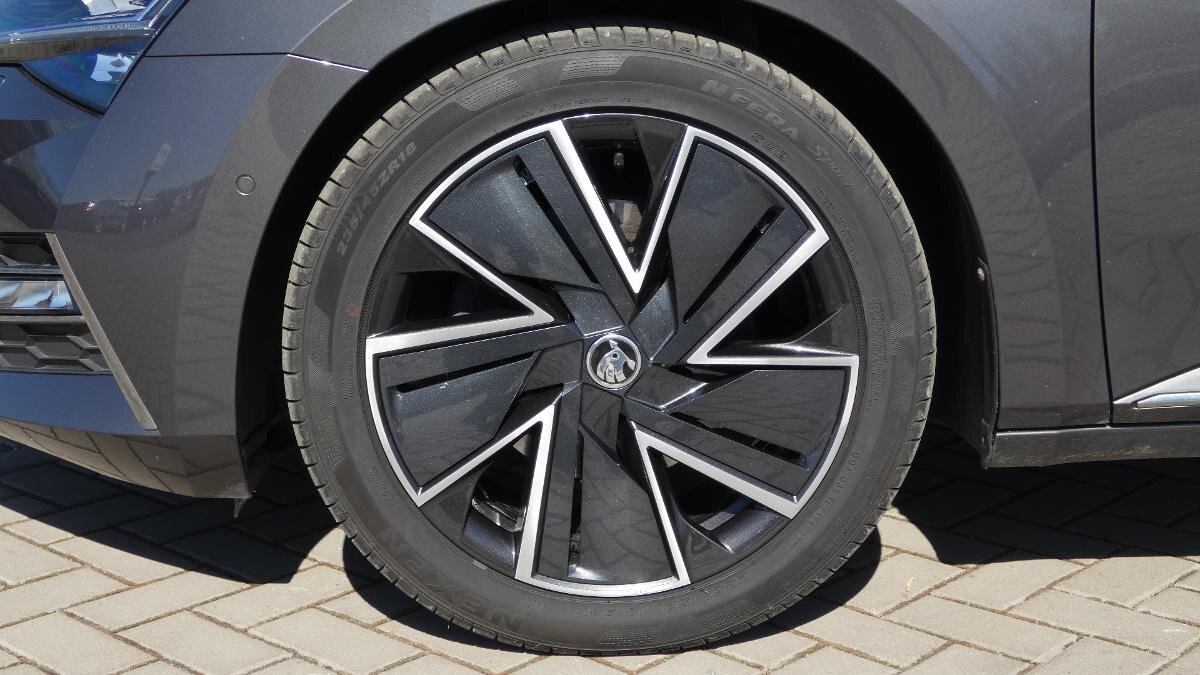 Škoda Superb Liftback 2,0 l 147 kw