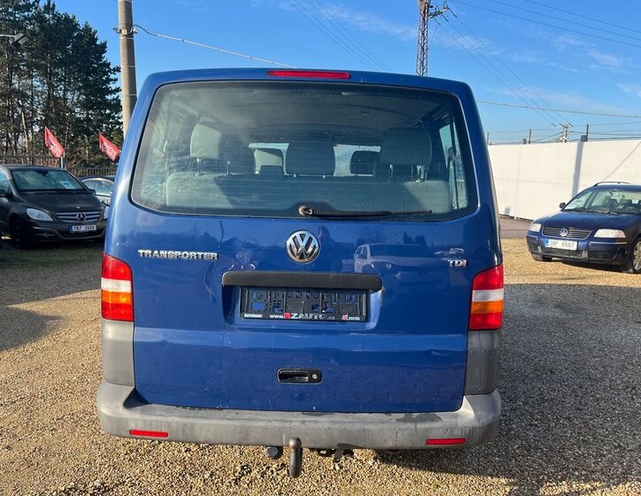 Volkswagen Caravelle 4