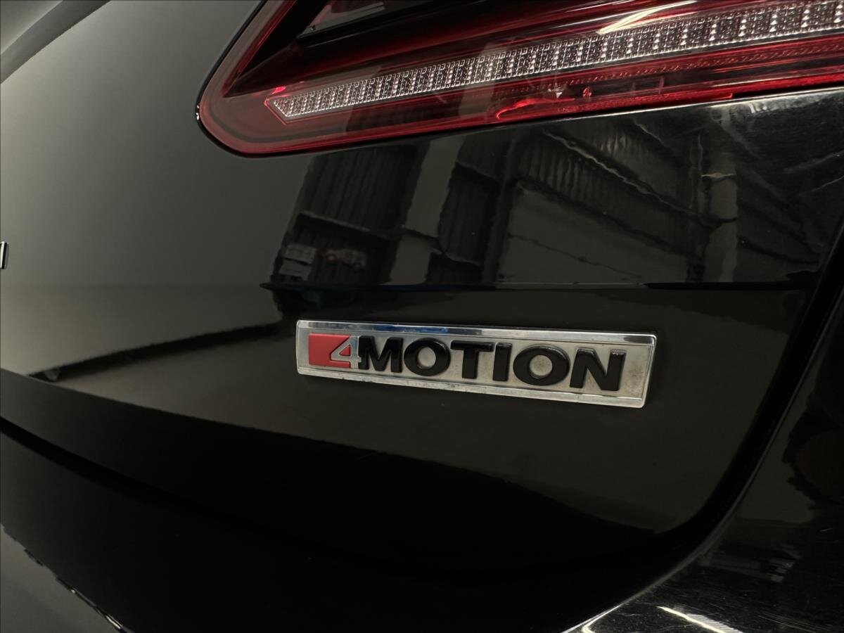 Volkswagen Arteon Liftback 2,0 l 176 kw