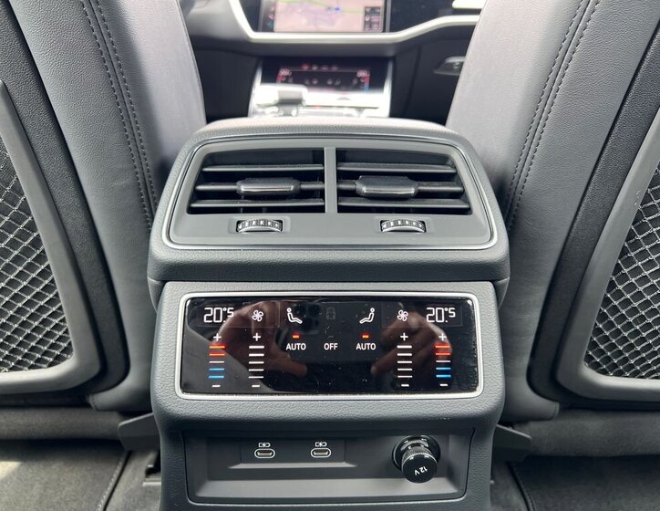 Audi A6 Allroad Kombi 3,0 l 210 kw