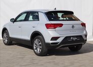 Volkswagen T-Roc CUV / Crossover 1,6 l 85 kw