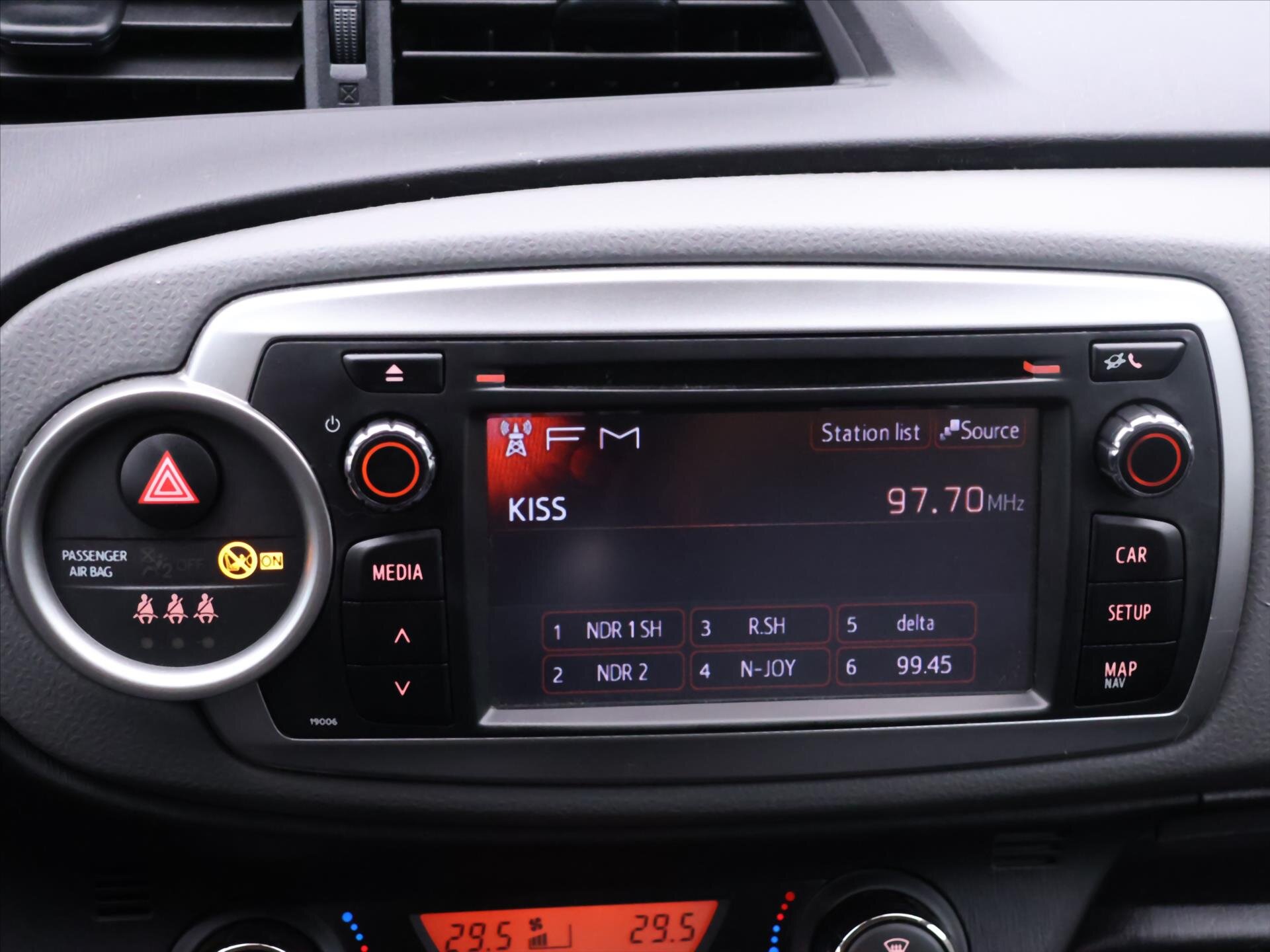 Toyota Yaris Hatchback 998,0 51 kw