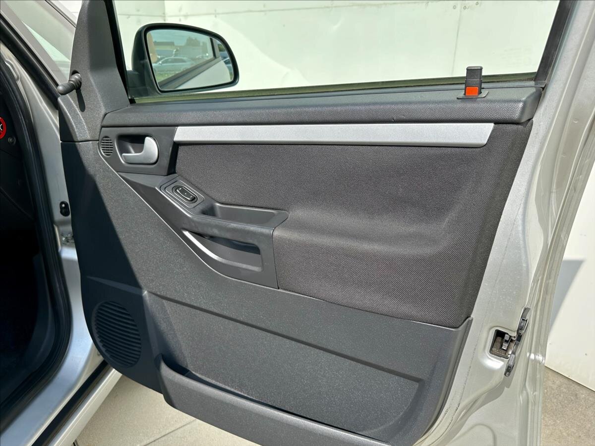 Opel Meriva MPV 1,6 l 74 kw