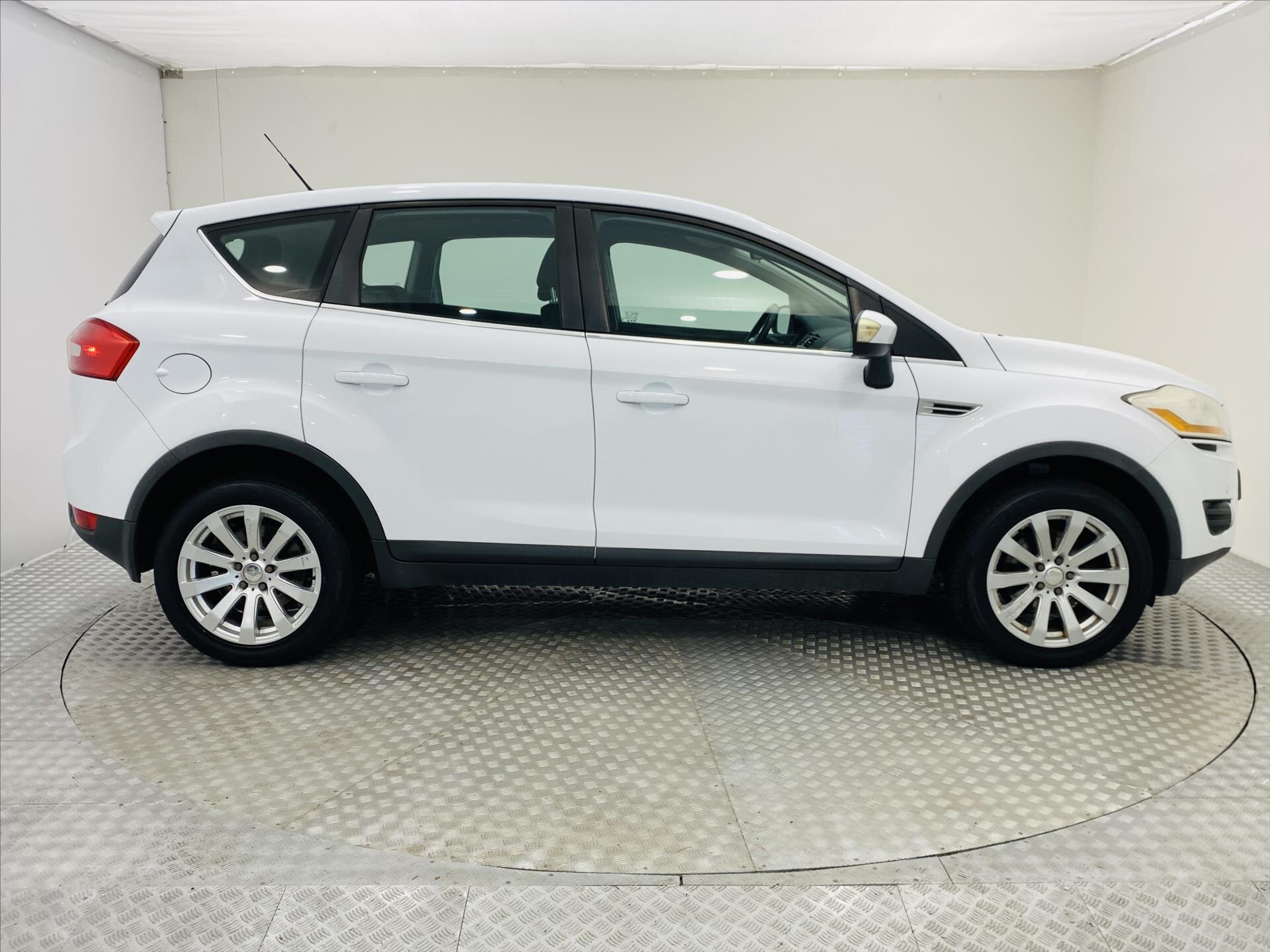 Ford Kuga SUV 2,0 l 103 kw