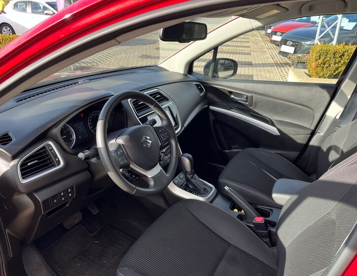 Suzuki SX4 S-Cross 14