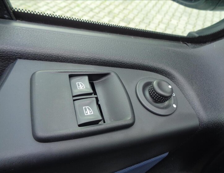 Opel Vivaro Ostatní 1,6 l 70 kw