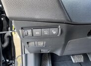 Toyota Corolla Cross 6