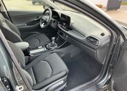Hyundai i30 17