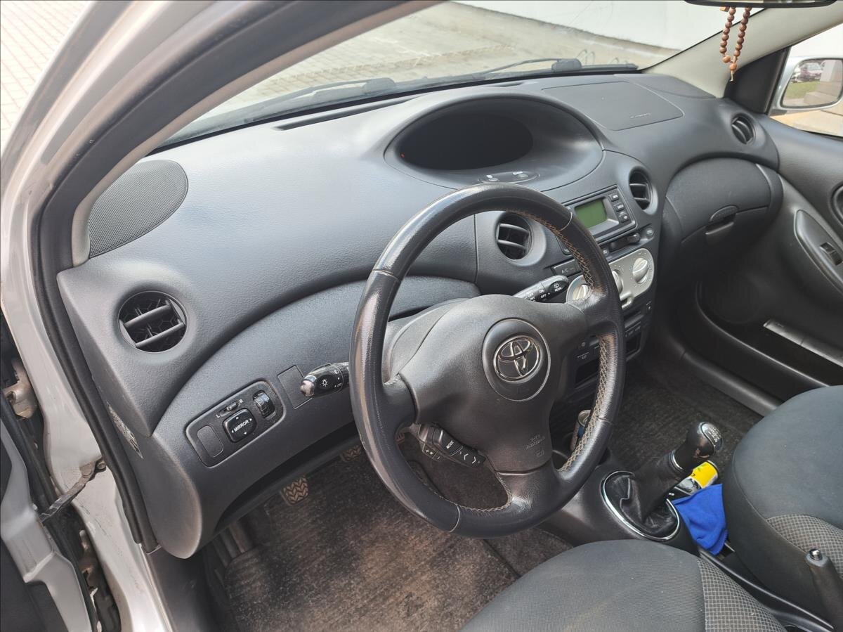 Toyota Yaris Hatchback 1,4 l 55 kw