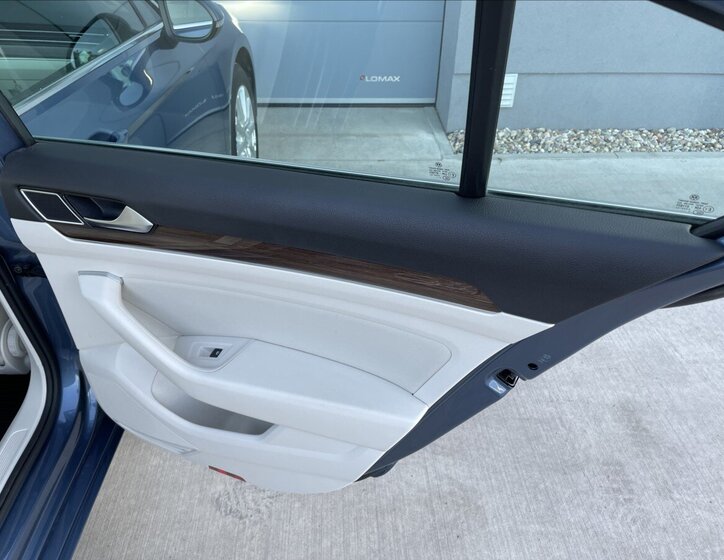 Volkswagen Passat Sedan 1,8 l 132 kw