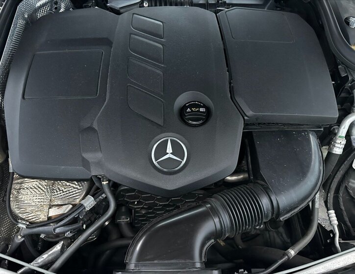 Mercedes-Benz Třídy E Sedan / Limuzína 2,0 l 143 kw