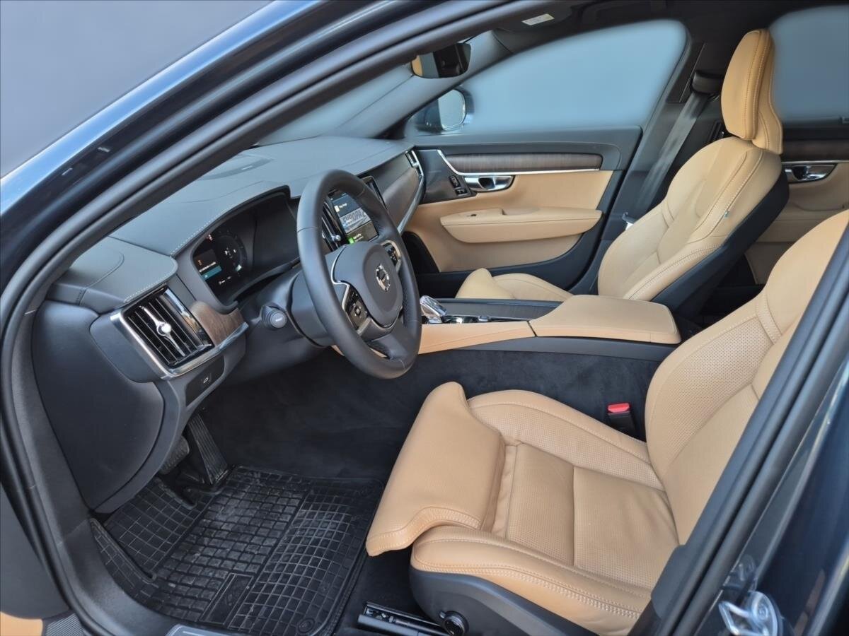 Volvo V90 Kombi 2,0 l 145 kw