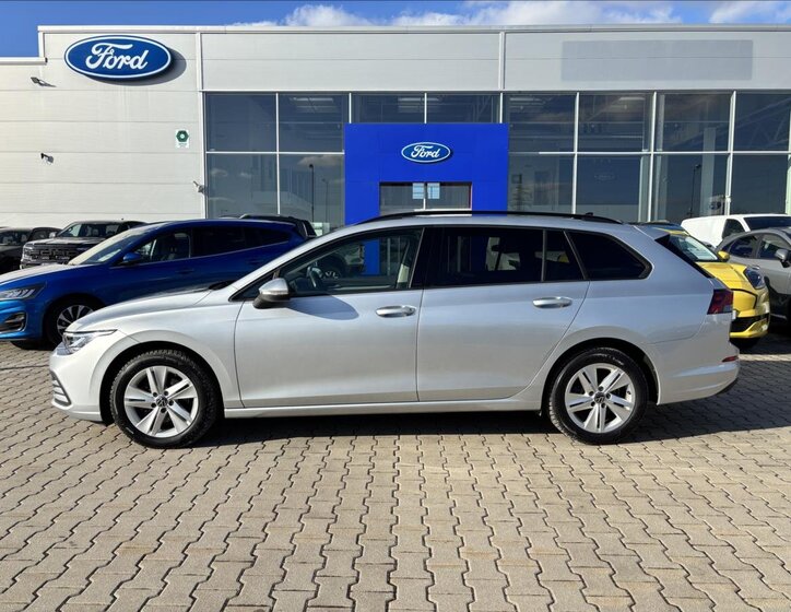 Volkswagen Golf Kombi 1,5 l 110 kw