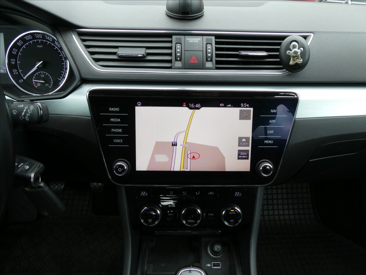 Škoda Superb Kombi 1,6 l 88 kw