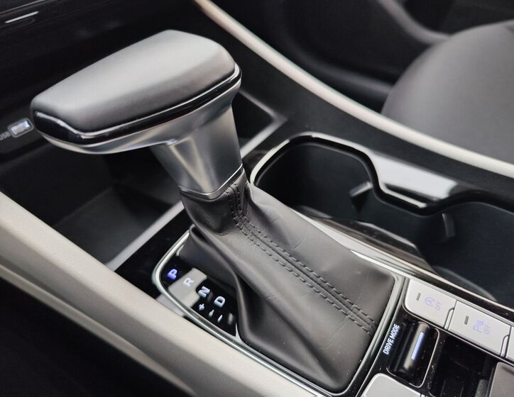 Hyundai Tucson SUV 1,6 l 110 kw