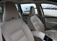 Volvo XC70 Kombi 2,4 l 120 kw