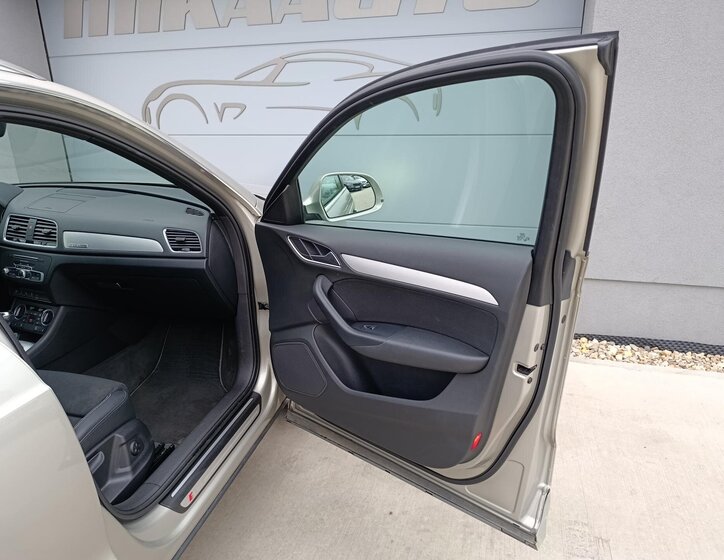 Audi Q3 SUV / Terénní 2,0 l 110 kw