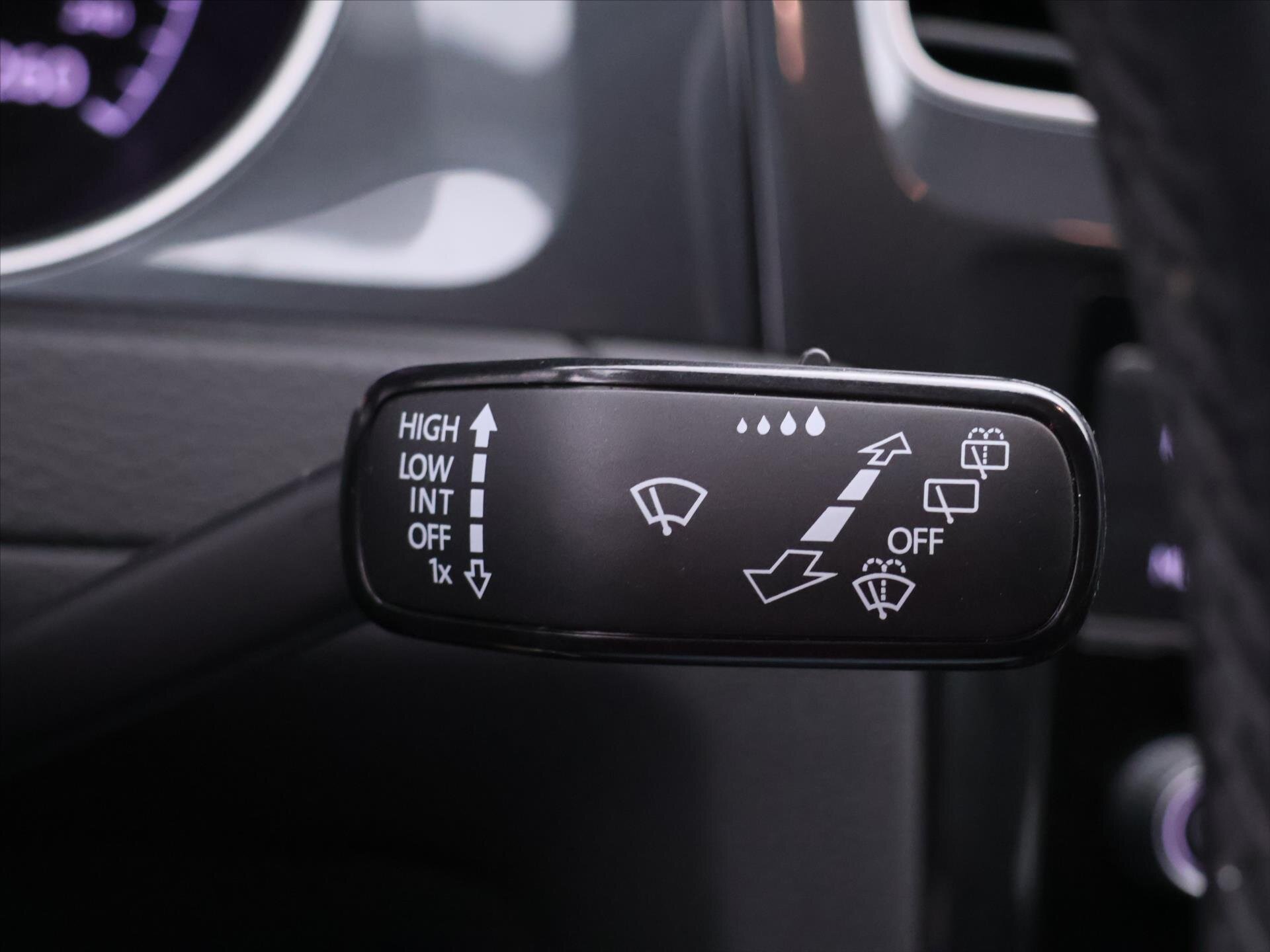 Volkswagen Golf Kombi 999,0 85 kw