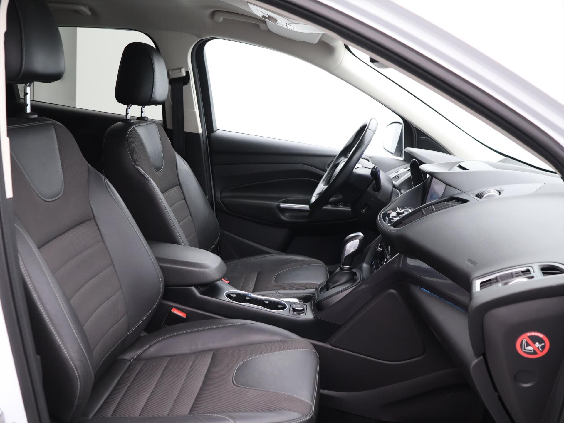 Ford Kuga SUV / Terénní 2,0 l 132 kw