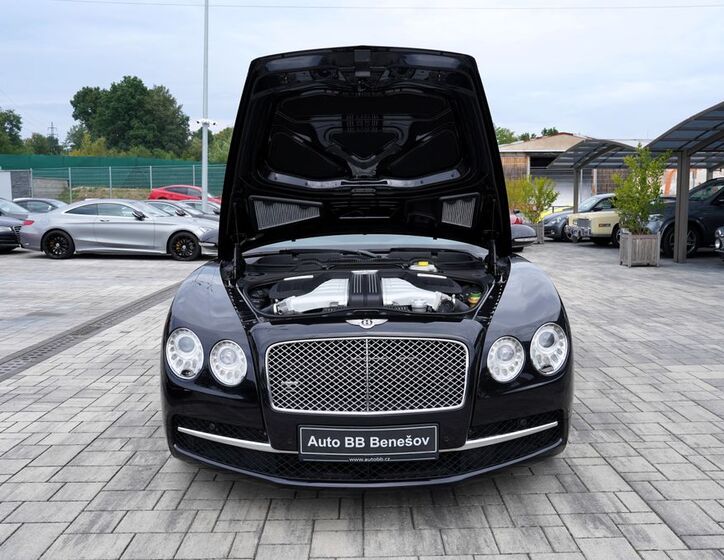 Bentley Flying Spur 9