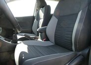 Toyota Auris Kombi 1,3 l 73 kw