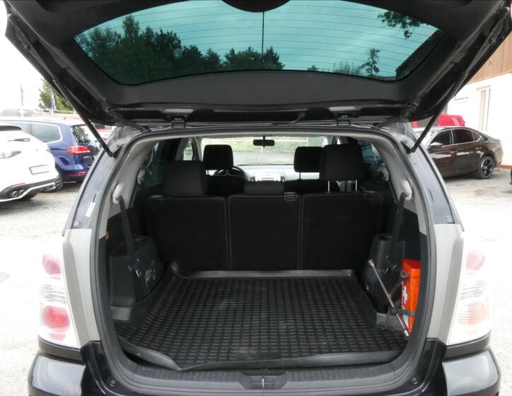 Toyota Corolla Verso 9