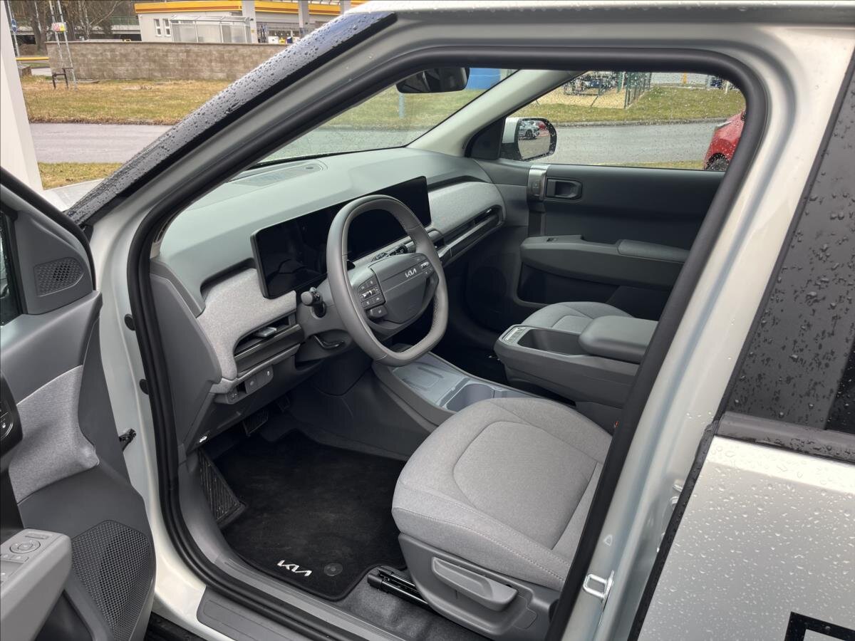 KIA EV3 SUV / Terénní 0,0 150 kw