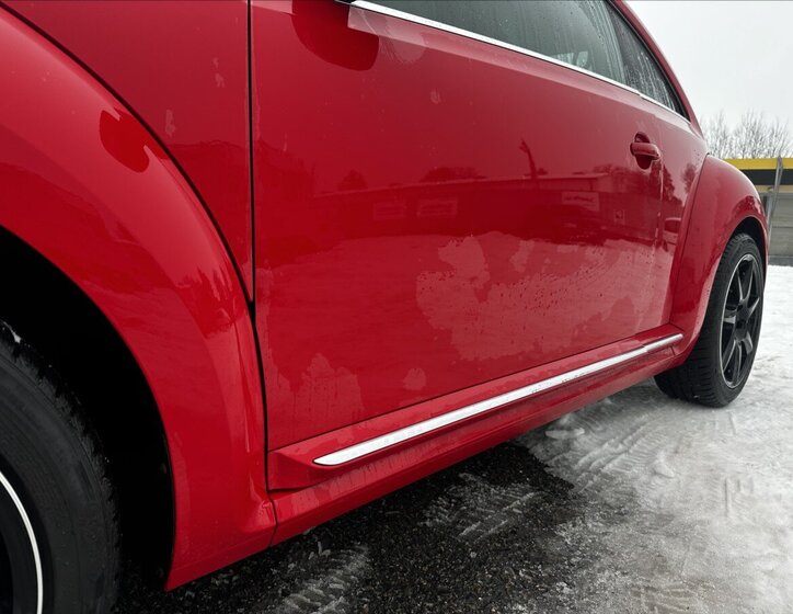 Volkswagen Beetle Hatchback 1,2 l 77 kw