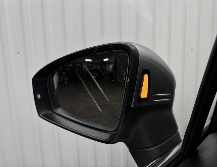 Volkswagen Tiguan Allspace SUV / Terénní 2,0 l 140 kw