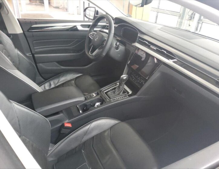 Volkswagen Arteon Kombi 2,0 l 147 kw