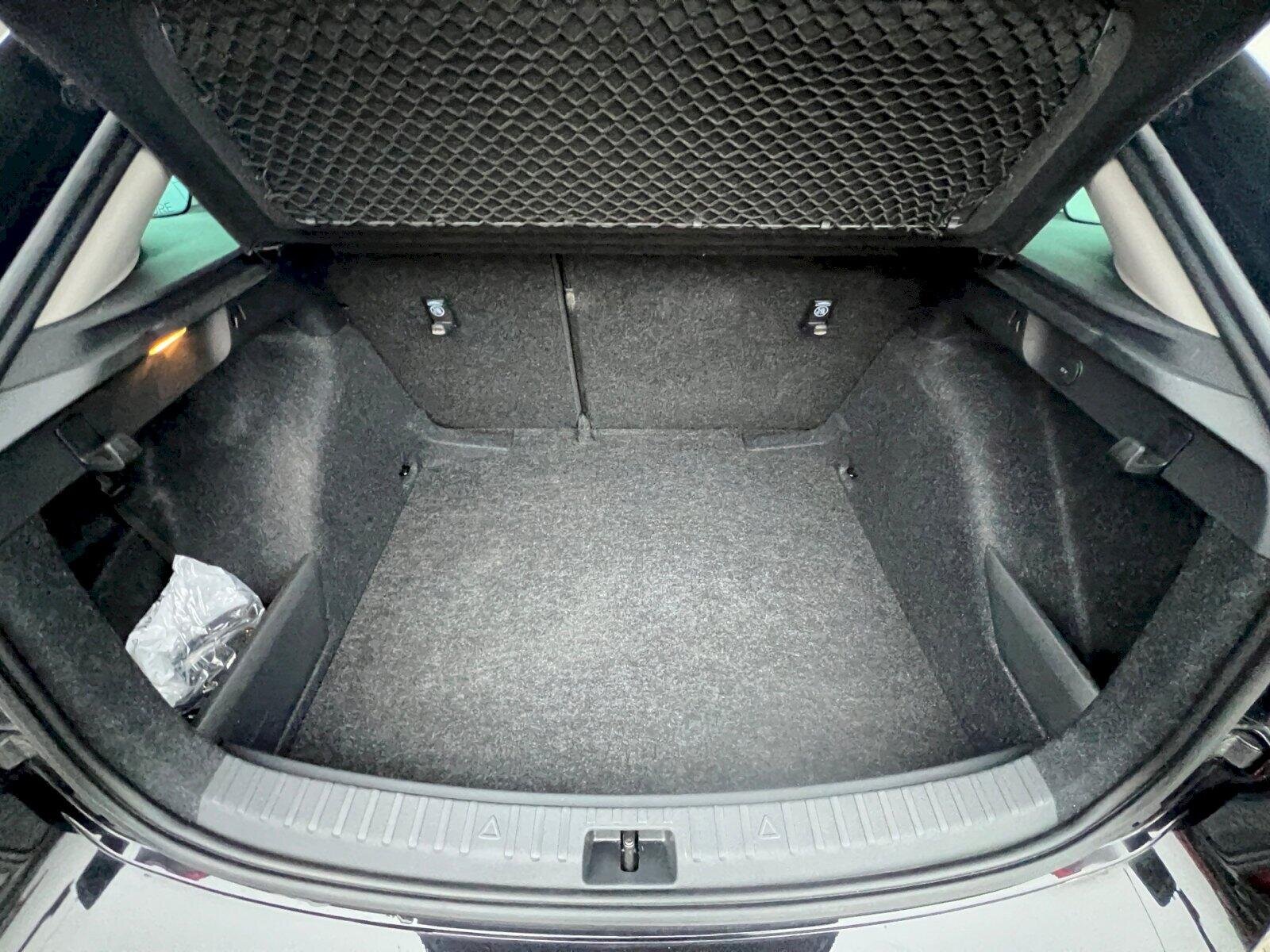 Škoda Scala Hatchback 1,0 l 85 kw