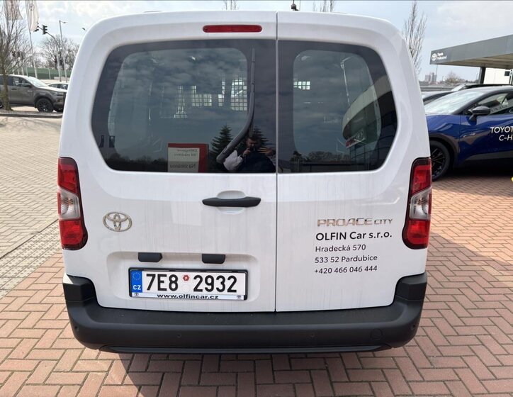 Toyota ProAce Skříň 1,5 l 96 kw