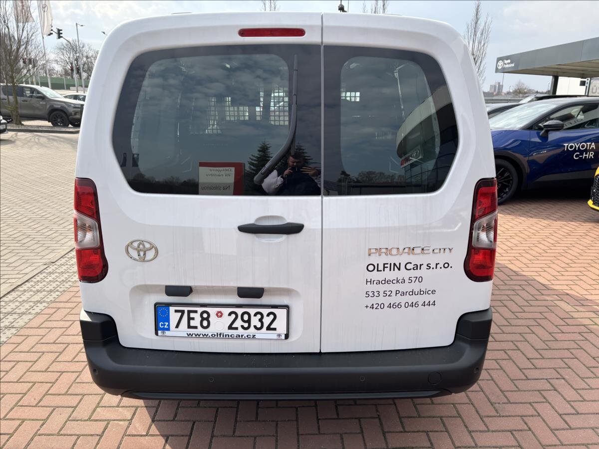 Toyota ProAce Skříň 1,5 l 96 kw