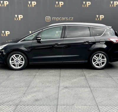 Ford S-MAX 8