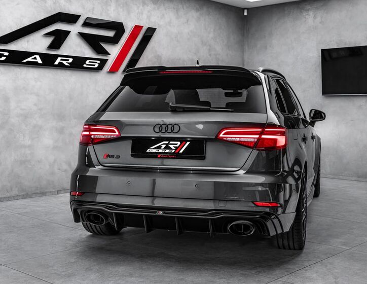 Audi RS3 6