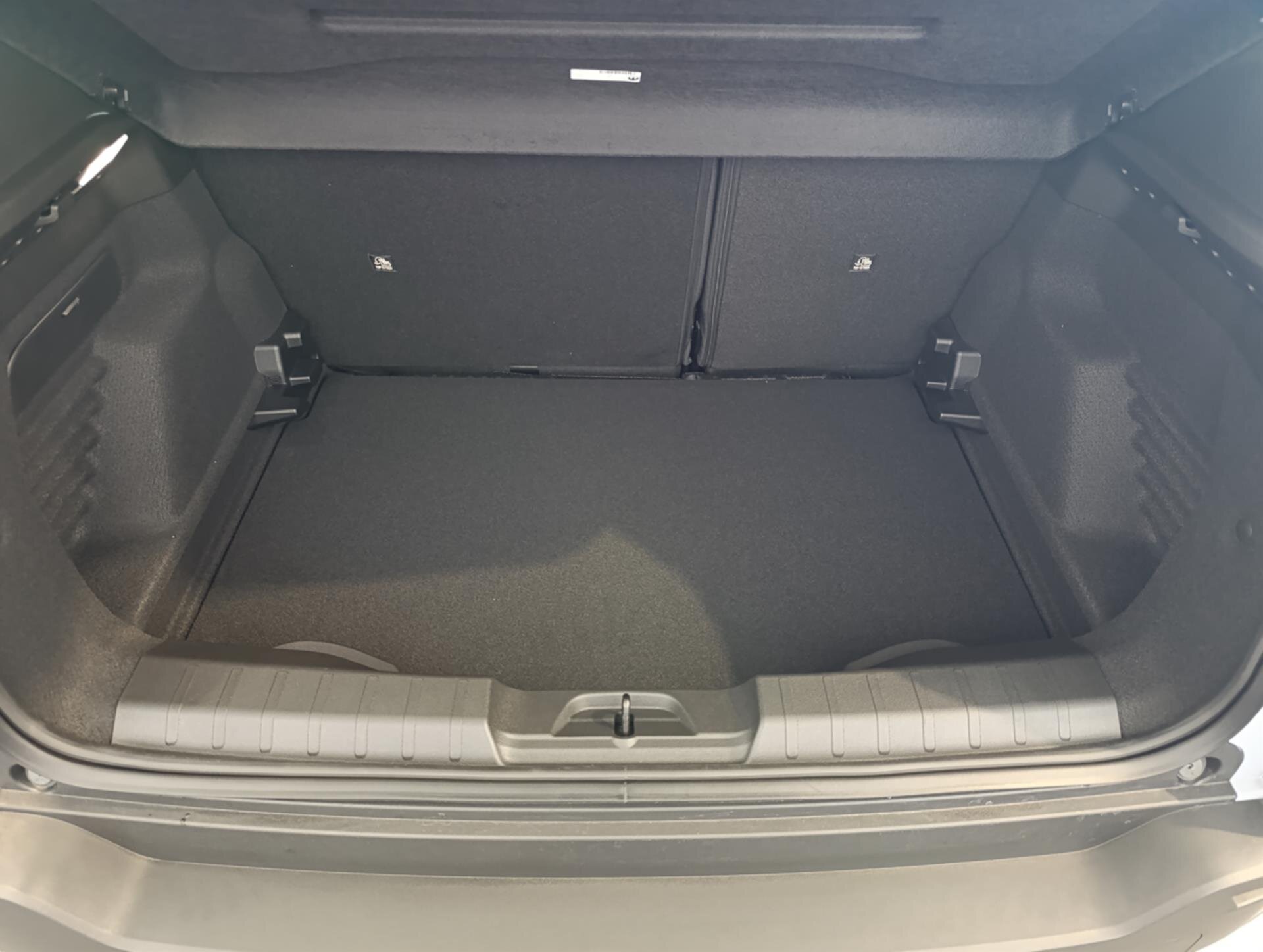 Jeep Avenger SUV / Terénní 1,2 l 74 kw