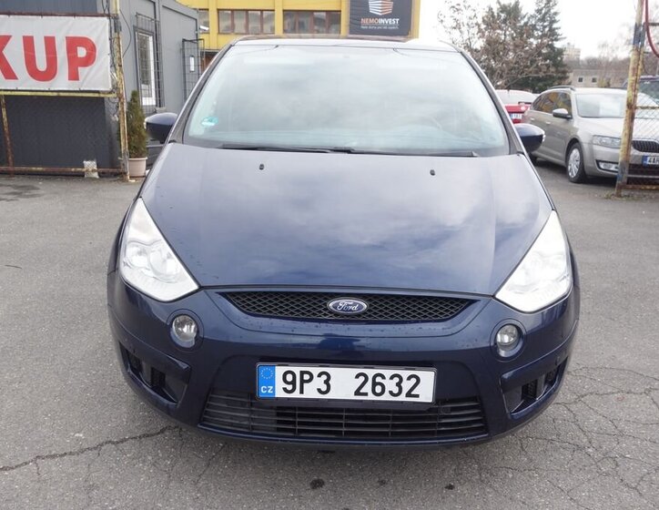 Ford S-MAX 4